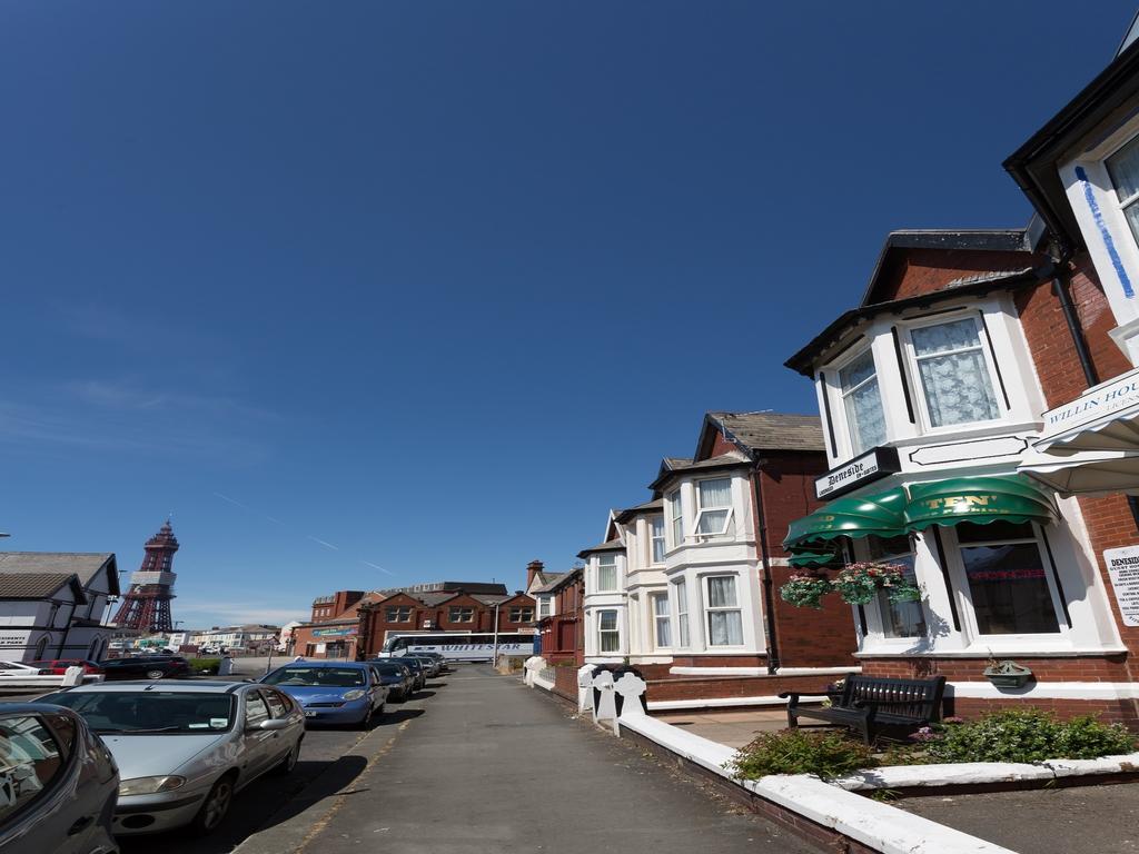 Deneside Guest House Blackpool Exterior photo